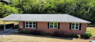 1505 Tracy St, Guntersville, AL 35976