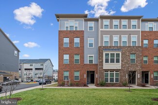 24684 Pantzlaff Farm Terrace Unit 13B, Dulles, VA 20166