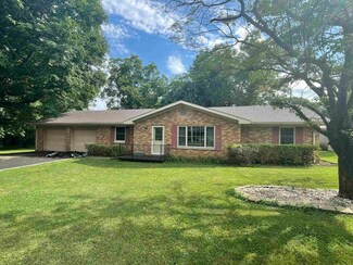 105 Thompson St, Owensville, IN 47665