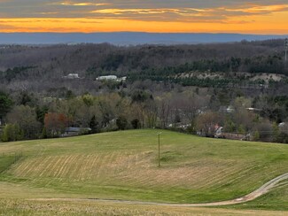 1708 Fire Tower Rd, Christiansburg, VA 24073
