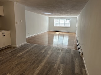 49 Dennis St Unit B, Attleboro, MA 02703