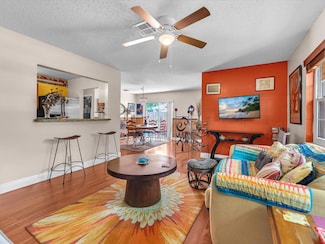 6171 SW 6th St, Margate, FL 33068