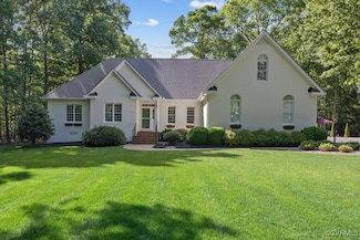 2951 Maple Grove Ln W, Powhatan, VA 23139