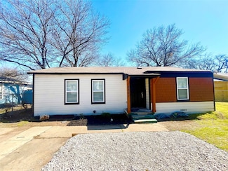 2301 Garrison Ave, Fort Worth, TX 76105