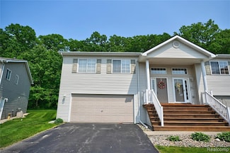 1015 Timber Ridge Ct Unit 371, Grand Blanc, MI 48439
