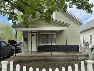 3328 W 61st St, Cleveland, OH 44102
