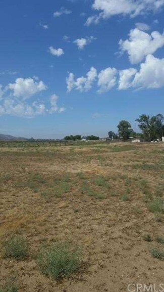 32225 Meadow Blossom Rd, Nuevo, CA 92567
