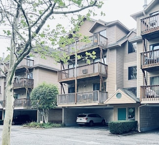 97 Richards Ave Unit E12, Norwalk, CT 06854