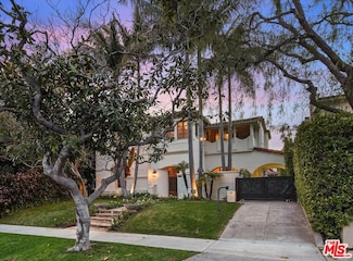 809 Malcolm Ave, Los Angeles, CA 90024