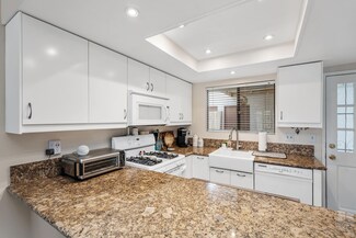 34324 Laura Way, Rancho Mirage, CA 92270