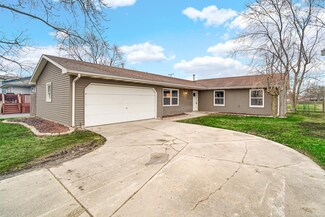 712 206th St, Dyer, IN 46311
