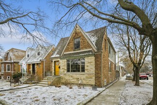 5301 N Newcastle Ave, Chicago, IL 60656