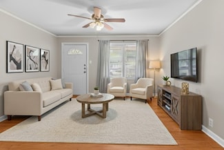 5229 Ira St N, Haltom City, TX 76117