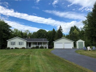 59 MacOmber Hill Rd, Jay, ME 04239