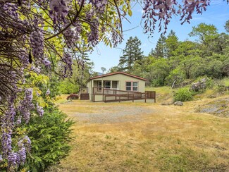 282 W Pearch Creek Rd, Orleans, CA 95556