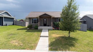 1207 Juneau Dr, Box Elder, SD 57719