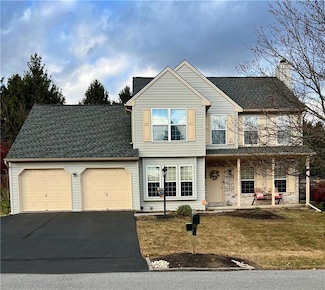 8331 Countryside Ln, Fogelsville, PA 18051