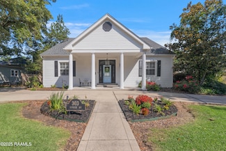 303 Duperier Ave, New Iberia, LA 70563