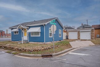 216 S 5th St, Moberly, MO 65270