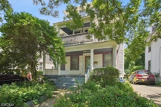 29 White Terrace, Newark, NJ 07108