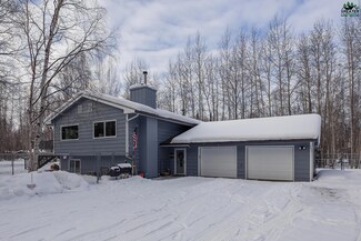2591 Gordon Rd, North Pole, AK 99705