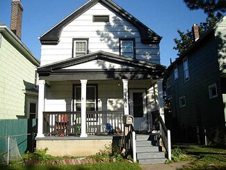 1504 Hamlet St, Columbus, OH 43201