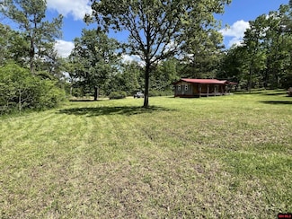 1115 Holly Rd, Salem, AR 72576