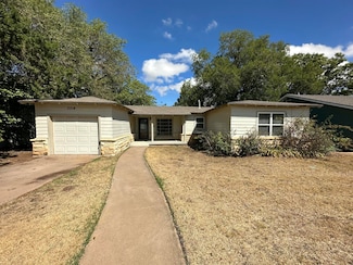 3314 32nd St, Lubbock, TX 79410
