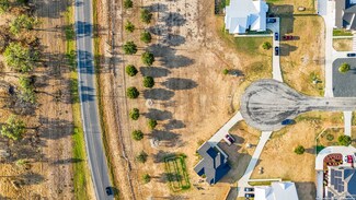 101 Medium Meadow, Lytle, TX 78052