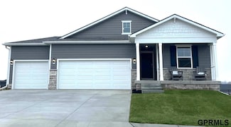 17662 Portal St, Omaha, NE 68136