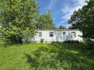 16 Glenwood Ave, Brewer, ME 04412