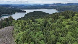83715 Peninsula Rd Fall Creek Or, Fall Creek, OR 97438