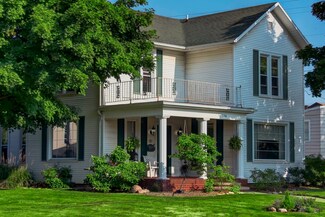 116 S Whitley St, Columbia City, IN 46725
