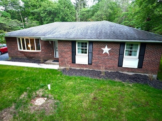 158 Azalea Dr, Albrightsville, PA 18210