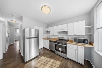 303 3rd St Unit 3, Jersey City, NJ 07302