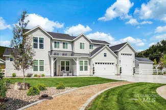 8470 W Cliff Rose Ct, Boise, ID 83714