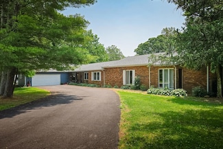 393 Fate Lutz Rd, Hanson, KY 42413