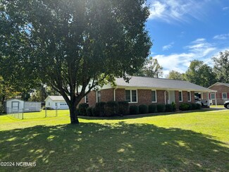 2301 Castle Rd, Kinston, NC 28501