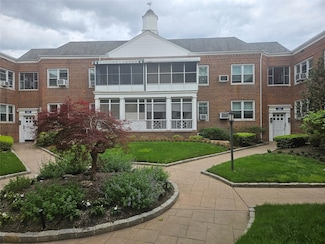 1361 Broadway Unit b26, Hewlett, NY 11557