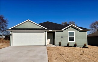 860 Hudson St, Prairie Grove, AR 72753