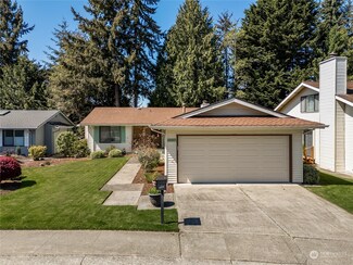 24447 13th Ave S, Des Moines, WA 98198