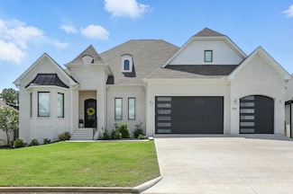 153 Caurel Cir, Little Rock, AR 72223