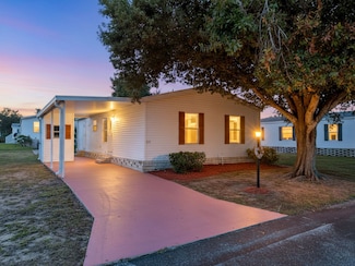 131 Pine Ridge Dr, Davenport, FL 33897