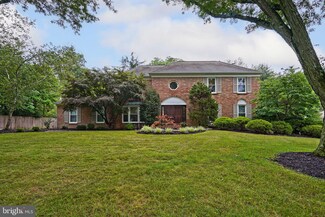 4 Bennington Dr, Lawrence Township, NJ 08648