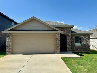 614 E 14th St, Wolfforth, TX 79382