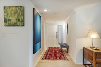 5390 Woodland Lakes Dr Unit 301, Palm Beach Gardens, FL 33418