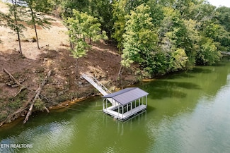 179 River Front Dr, Sparta, TN 38583