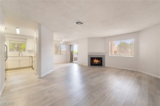 6871 Tamarus St Unit 204, Las Vegas, NV 89119