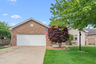 1641 Magnolia Dr, Hobart, IN 46342