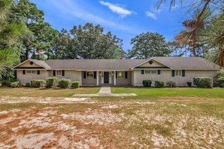 130 Austin Ct, Jesup, GA 31545
